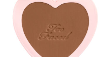 Too Faced Born This Way Soft Blur in Deep