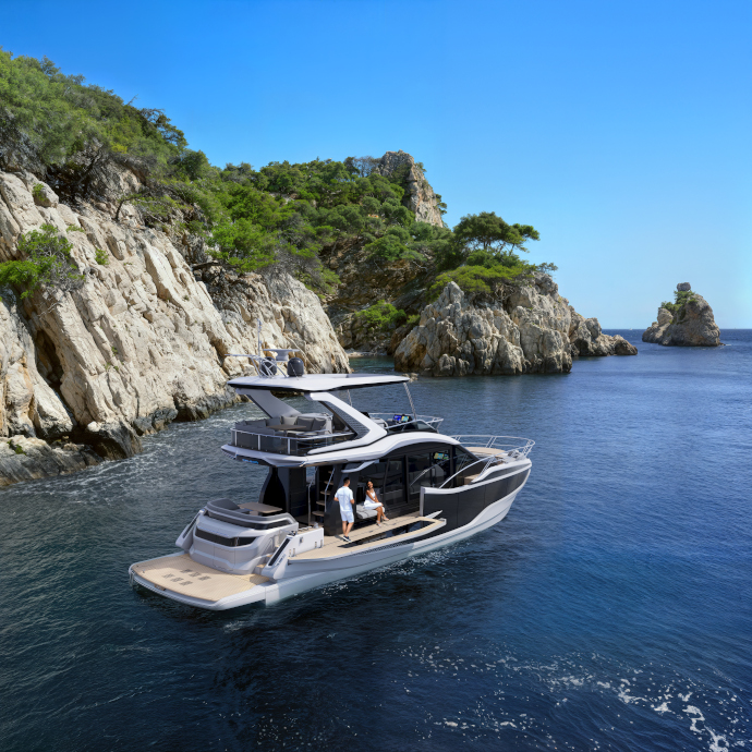 Galeon 520 FLY