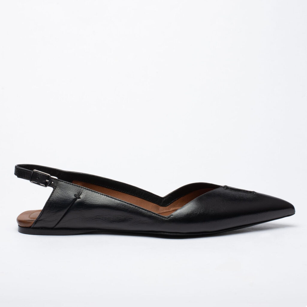 Un modello della collezione SS 2027 Capasa Milano Shoes. Photo courtesy: Negri Firman PR & Communication