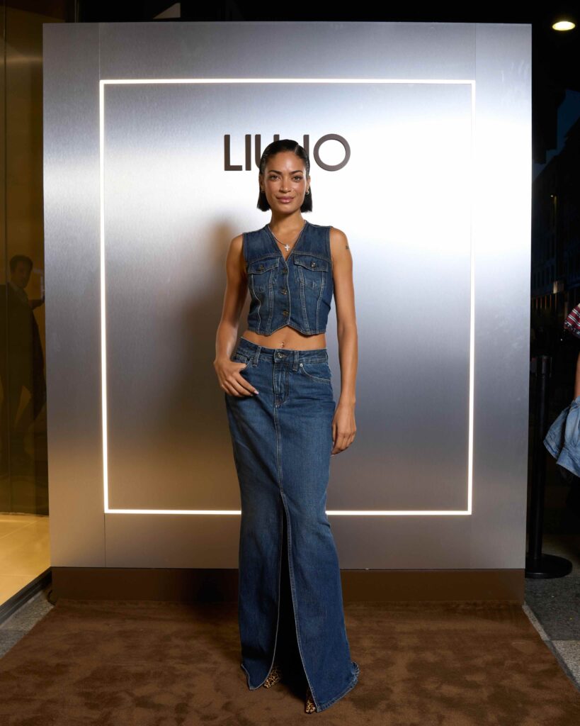Elodie nel ruolo di madrina dell'evento per la riapertura del flagship store Liu Jo a Milano. Photo courtesy: Attila&Co.